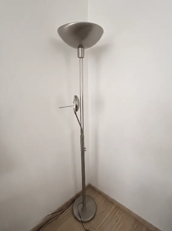 Lampadaire sur pied