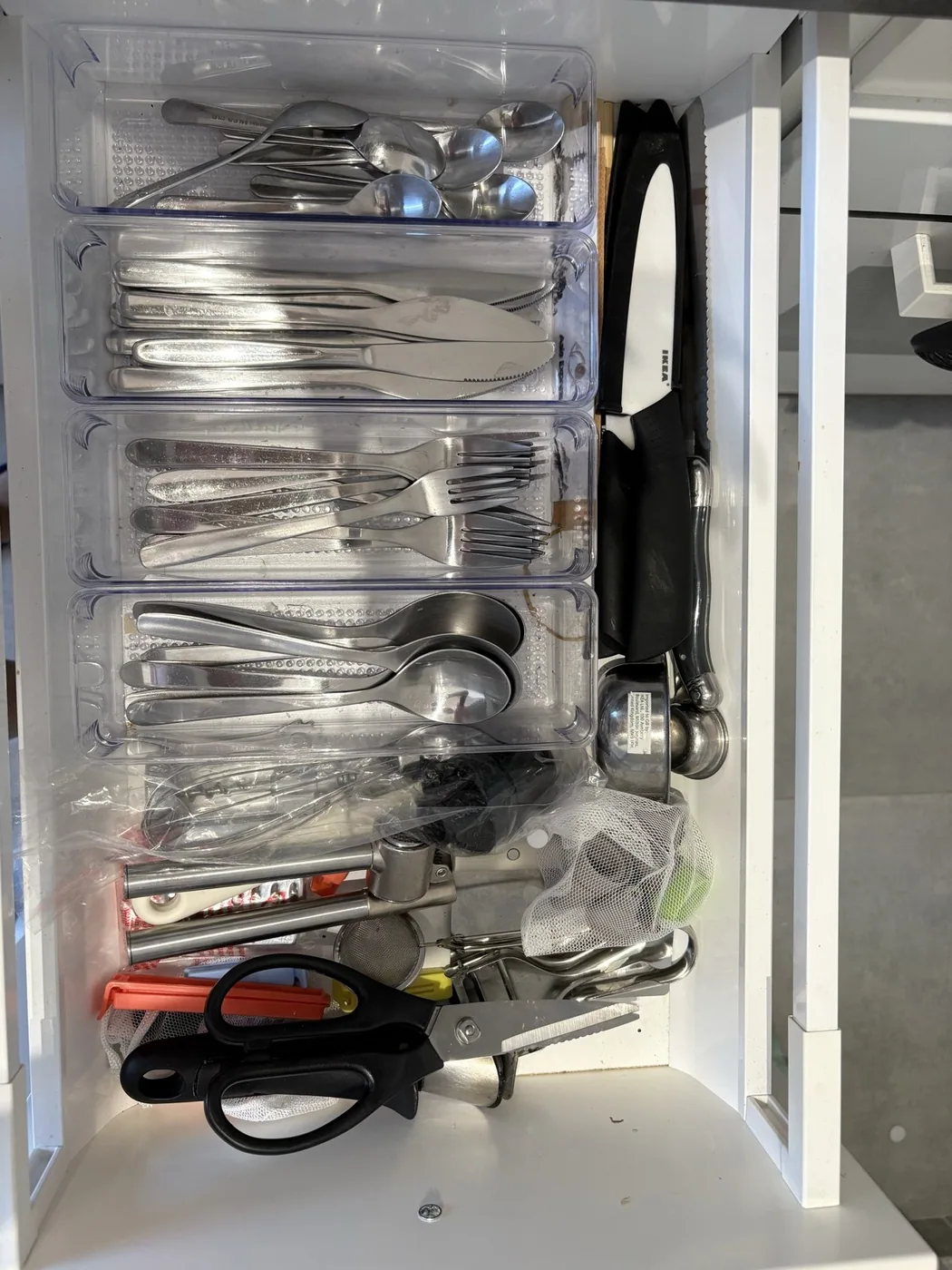 Lot de couverts et ustensiles de cuisine