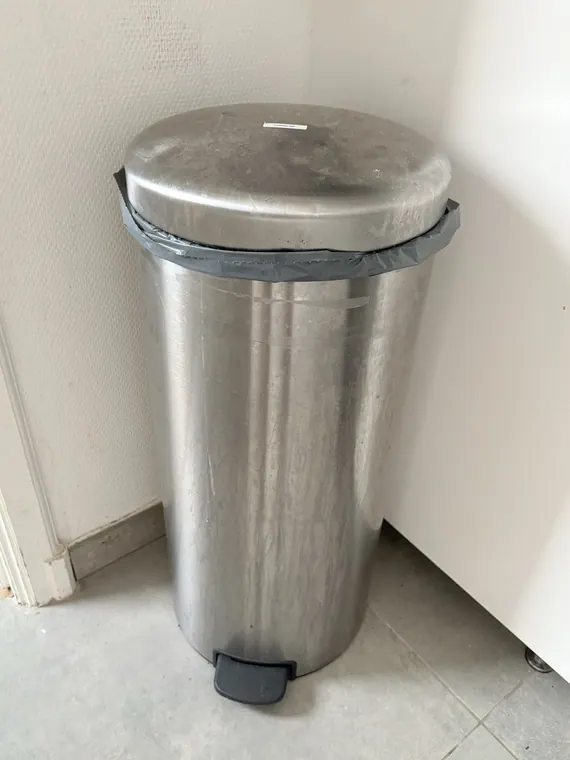 Poubelle inox à pédale 30 L