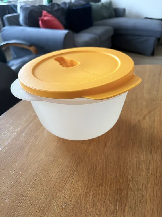 Tupperware (il y en a encore d'autres, lot à discuter)